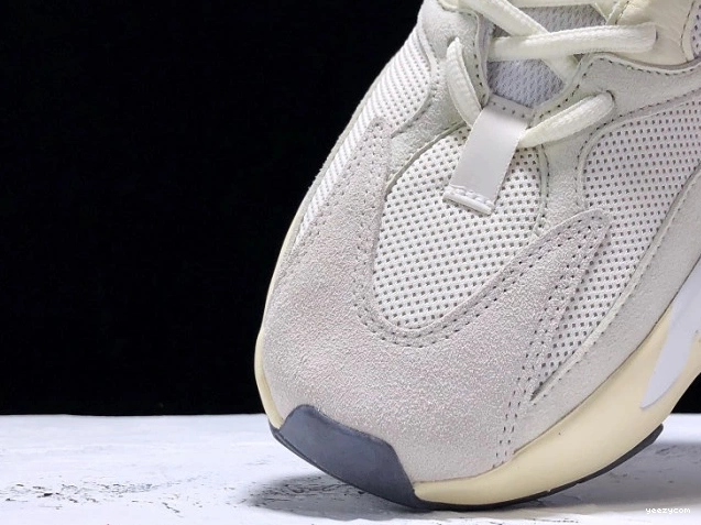 Yeezy Boost Adidas 700 Analog EG7596 1030